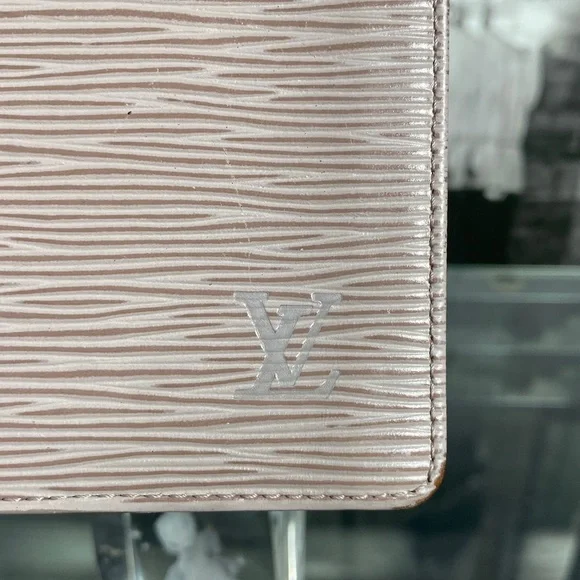 Authentic Rare Louis Vuitton Epi Checkbook Holder Wallet